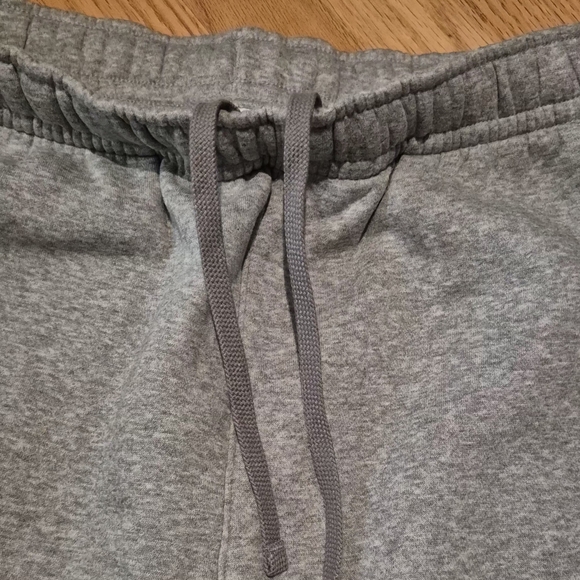 NEW Nike Men's Large Light Gray Solo Swish Joggers NWT - Picture 4 of 7